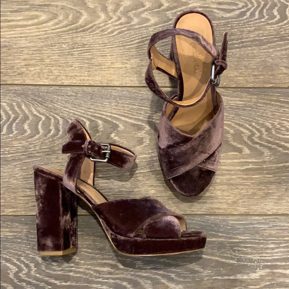 Made well Platform Velvet Shoes-Size 7
